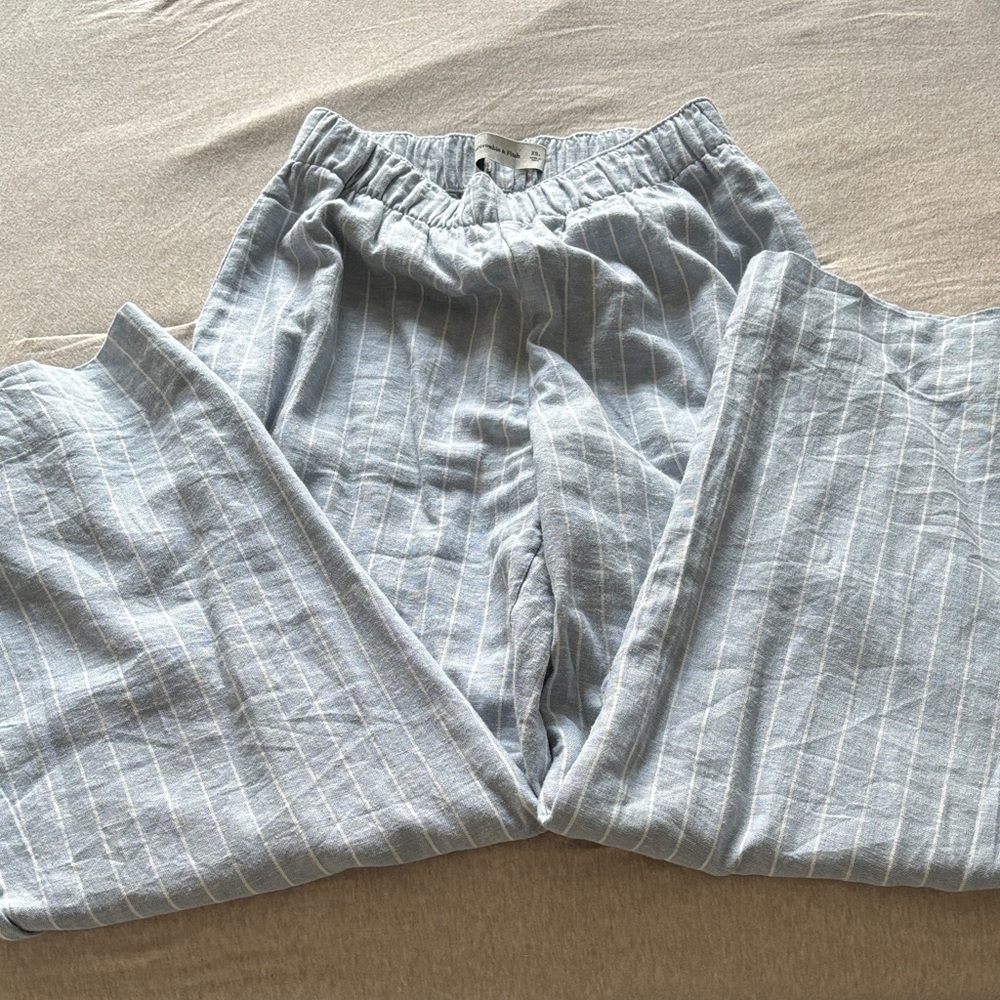ABERCOMBIE BLUE STRIPED LINEN PANTS
